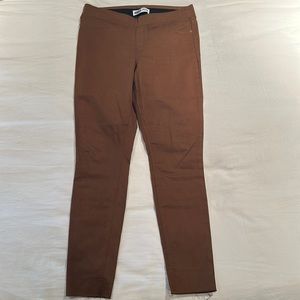 Old Navy rockstar jeggins, size 14